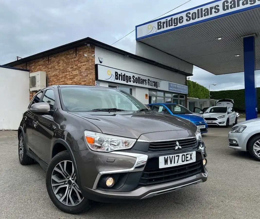 2017-mitsubishi-asx-16d-3-big-0