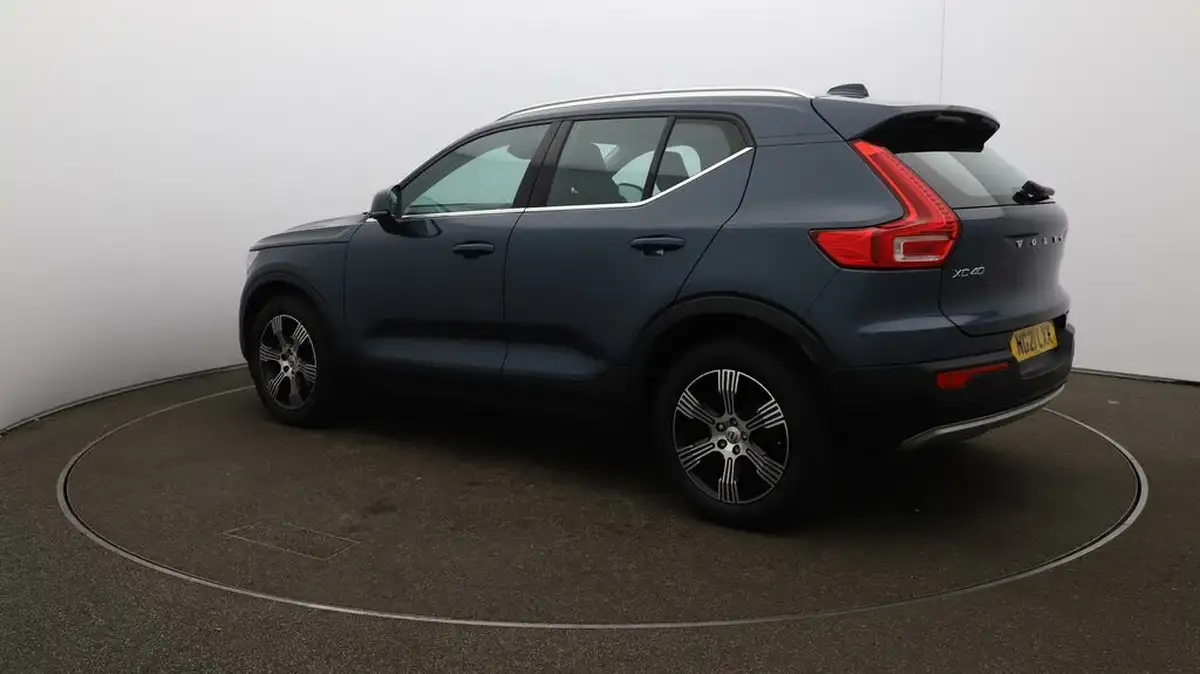 2021-volvo-xc40-15-t3-inscription-161bhp-auto-big-34