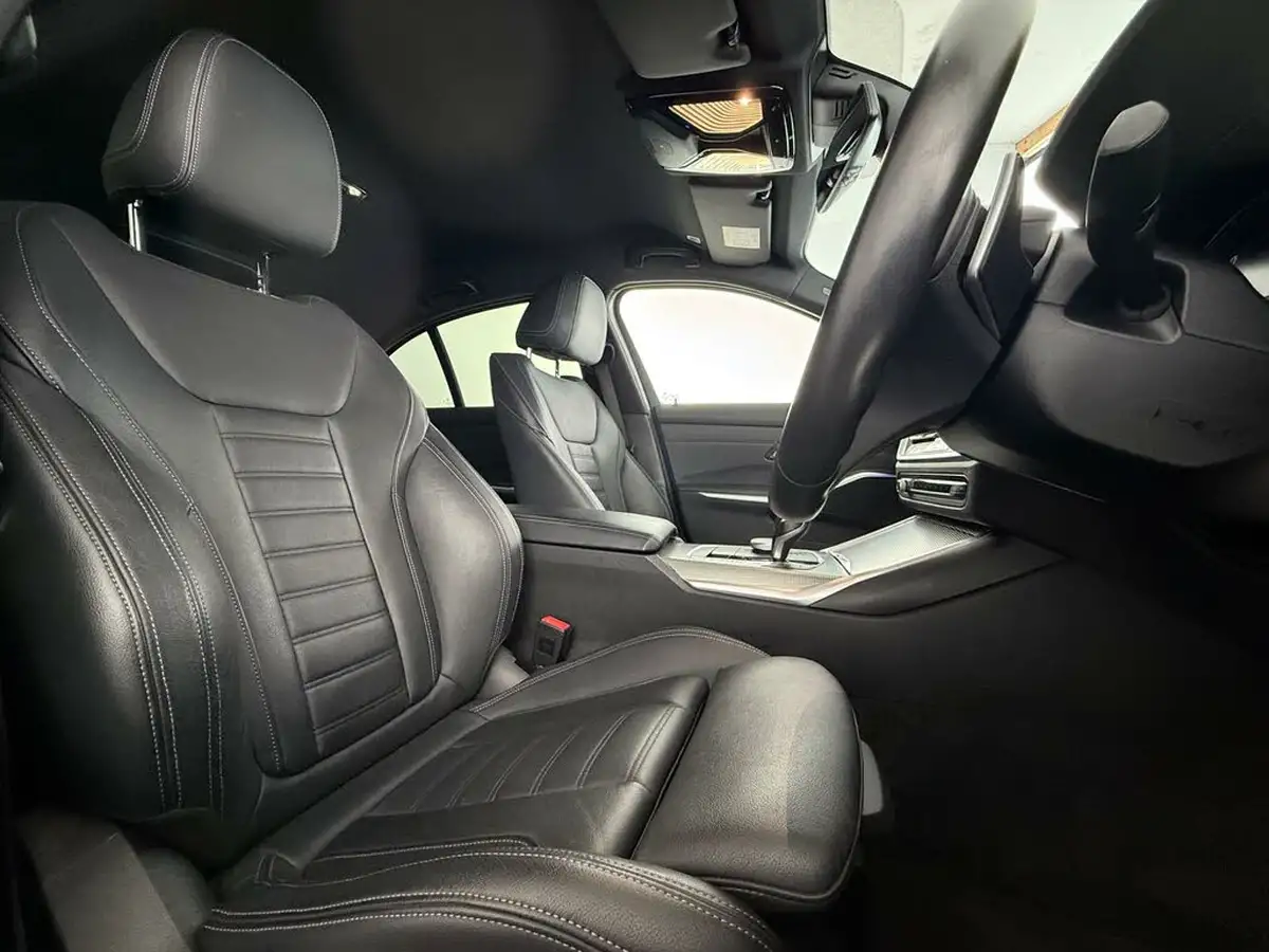 2019-bmw-3-series-20-330e-m-sport-plus-pack-big-12