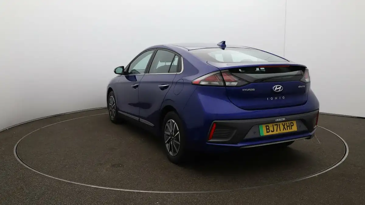 2022-hyundai-ioniq-e-premium-electric-big-60