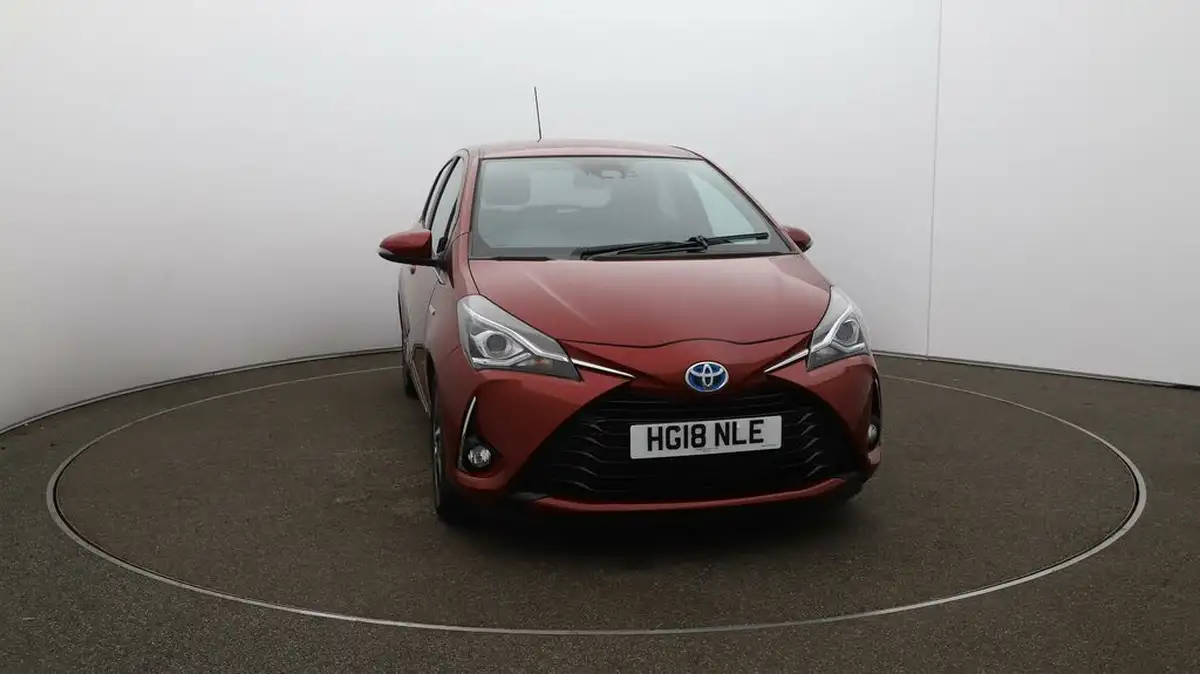 2018-toyota-yaris-15-vvt-i-excel-hybrid-big-41
