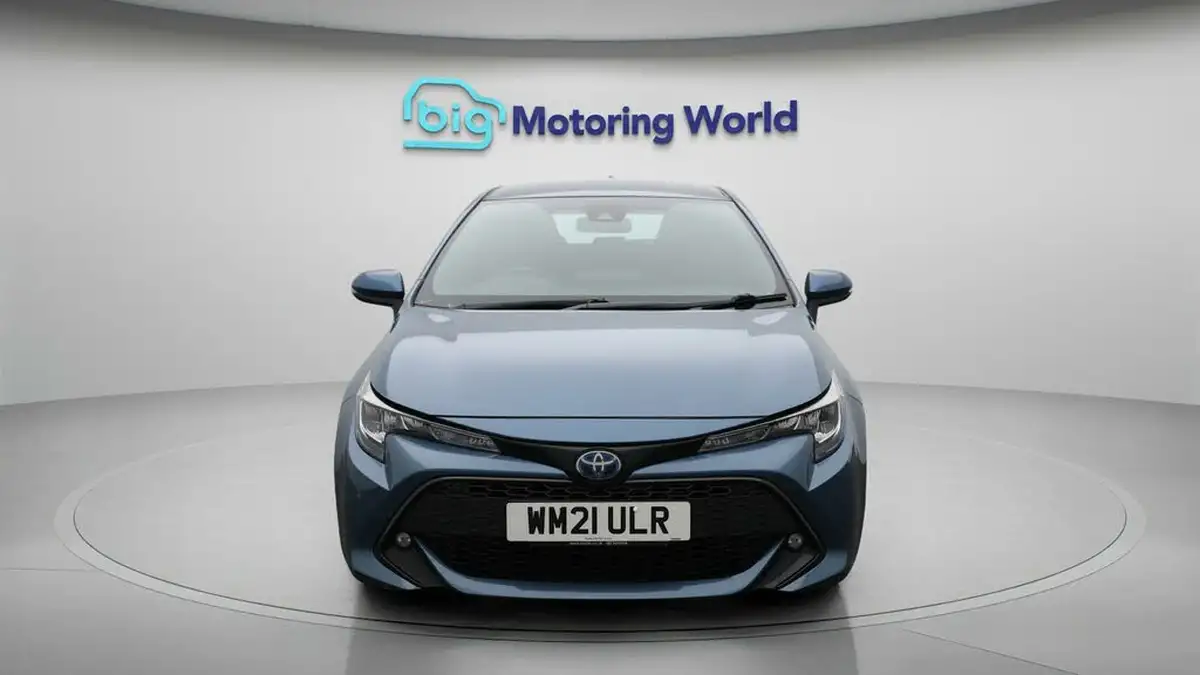 2021-toyota-corolla-18-vvt-i-icon-tech-spare-wheel-hatchback-5d-big-2