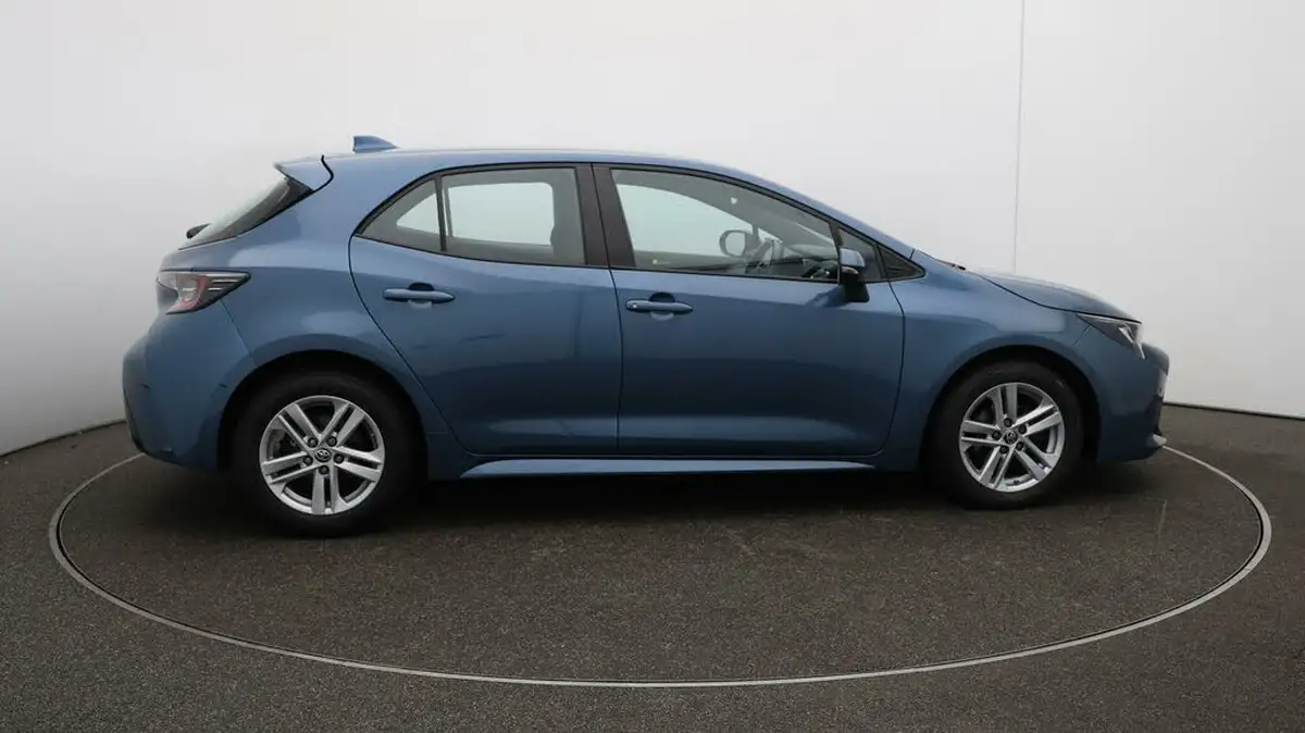 2021-toyota-corolla-18-vvt-i-icon-tech-spare-wheel-hatchback-5d-big-50