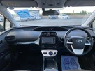 2017-toyota-prius-hybrid-small-28