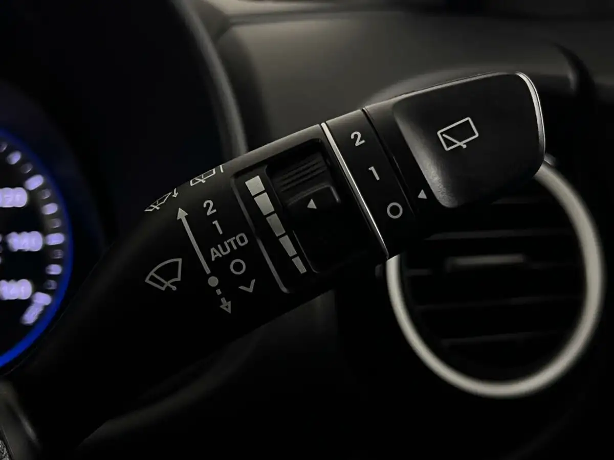 2021-hyundai-kona-16-gdi-premium-hybrid-smart-sense-big-23