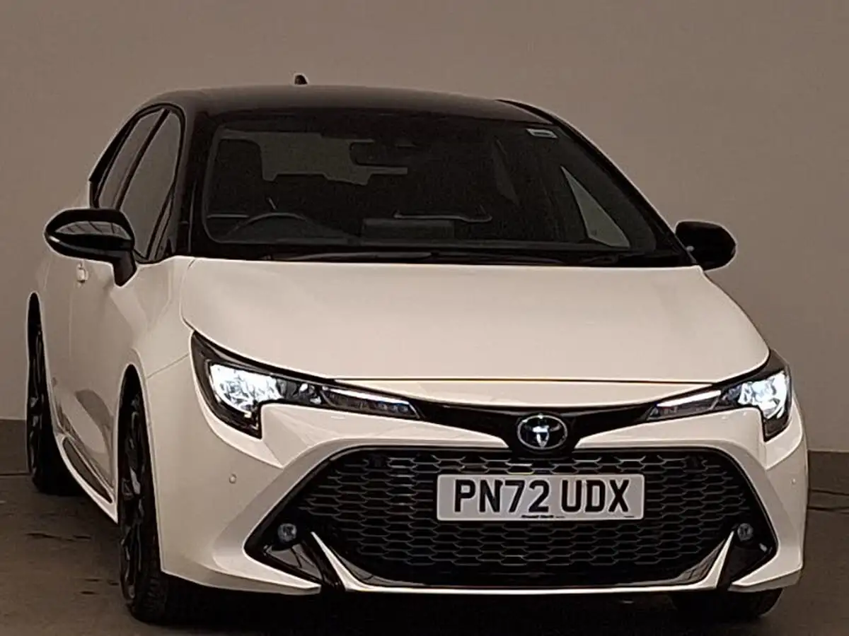 2022-toyota-corolla-18-vvt-i-gr-sport-138bhp-hatchback-big-0