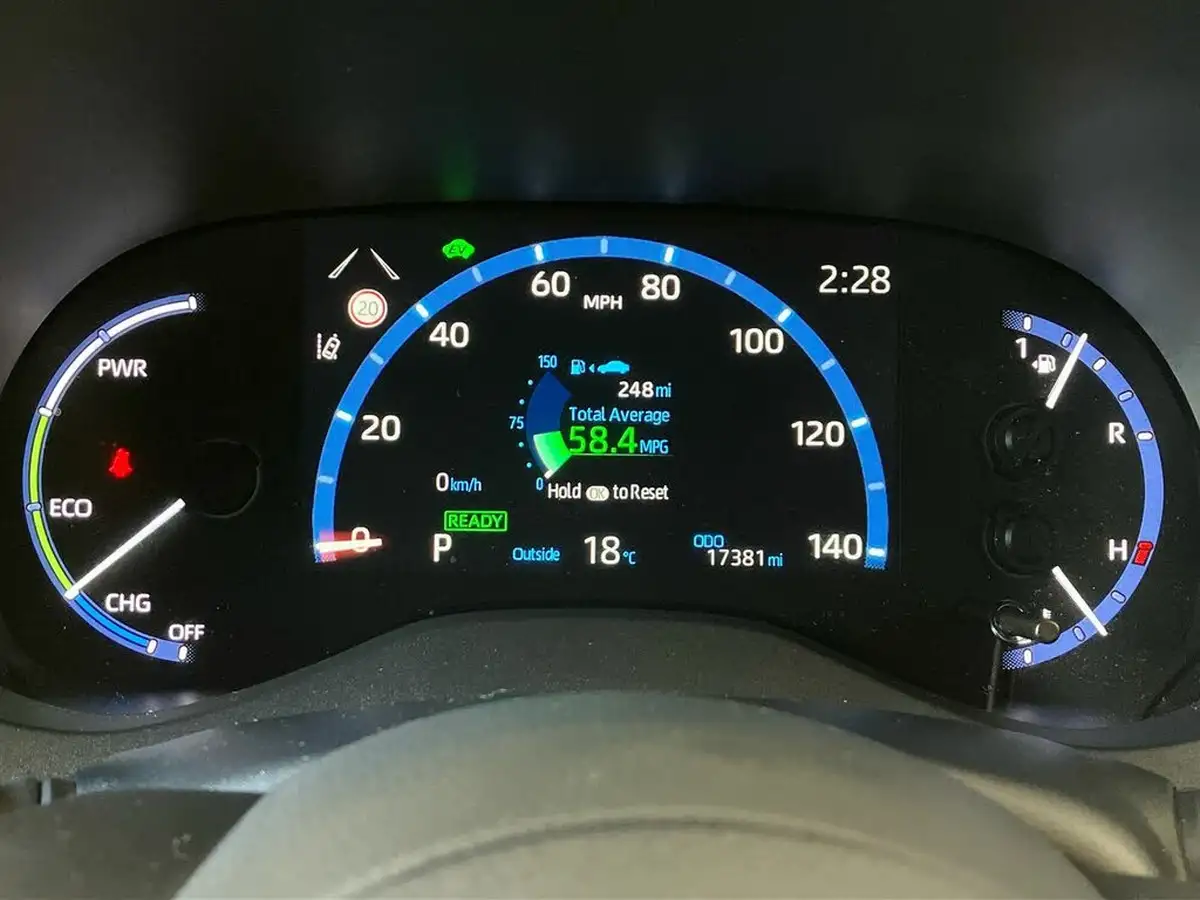 2023-toyota-yaris-cross-15-vvt-i-excel-awd-i-big-13
