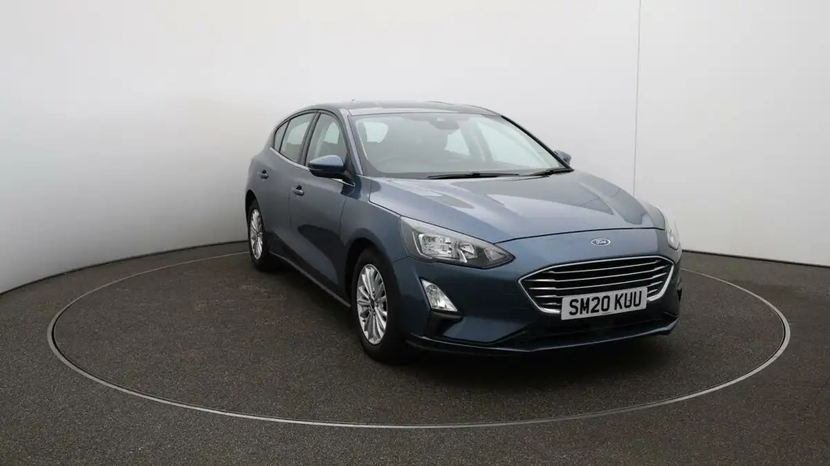 2020-ford-focus-15-titanium-hatchback-big-40