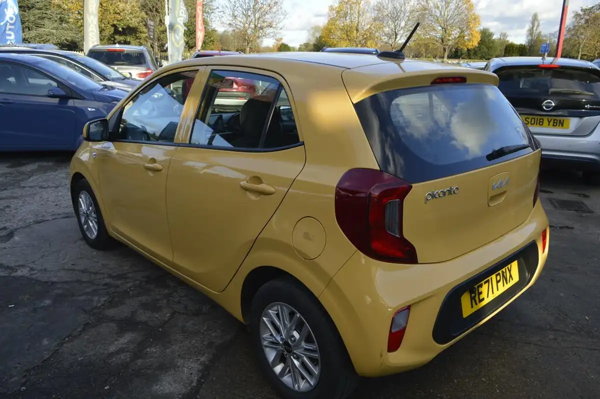 2021-kia-picanto-10-2-auto-seq-big-3