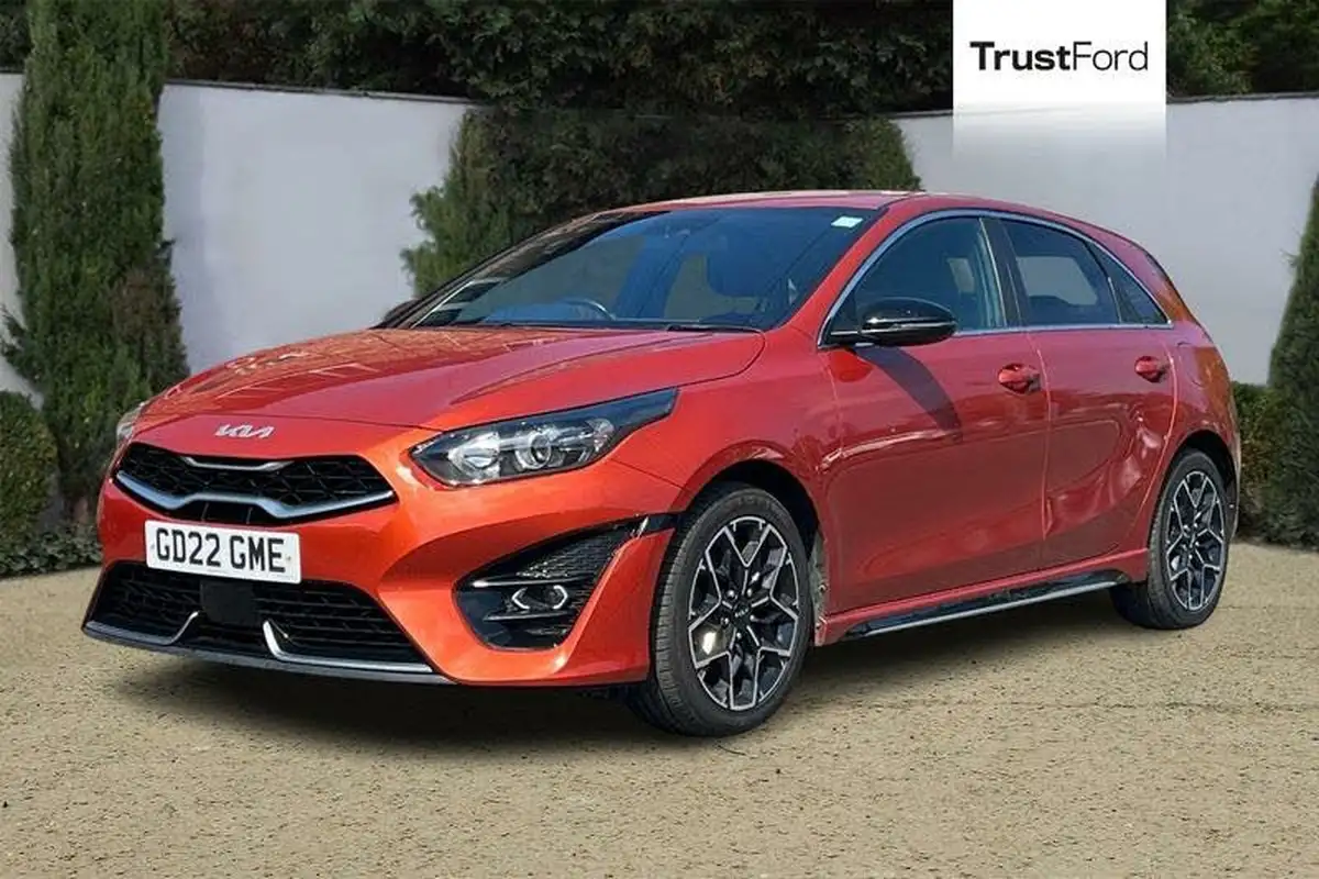 2022-kia-ceed-15-t-gdi-gt-line-big-4