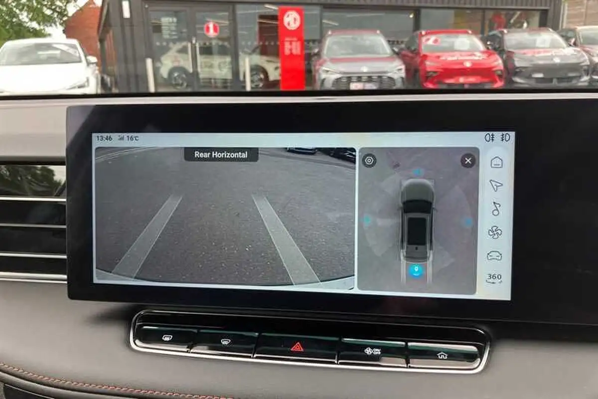 2024-mg-hs-15t-gdi-trophy-273ps-plug-in-hybrid-1496cc-auto-big-18