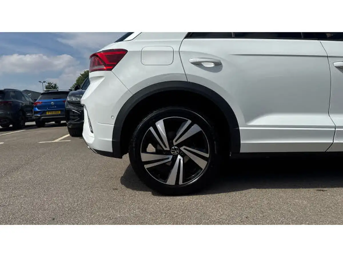 2024-volkswagen-t-roc-15-tsi-r-line-hatchback-5d-dsg-big-6