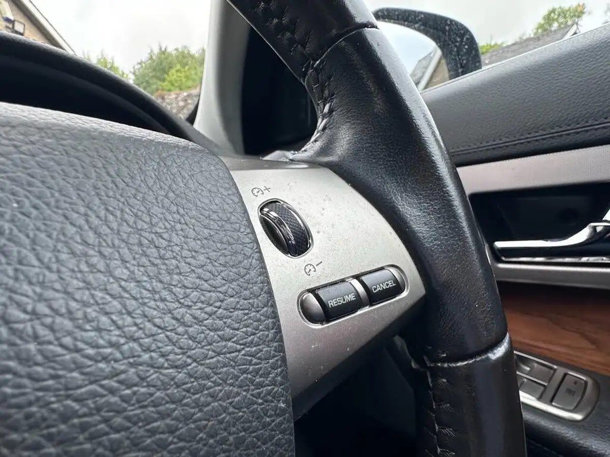 2008-jaguar-xf-27td-luxury-big-35