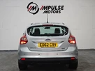 2012-ford-focus-10-zetec-100ps-hatchback-small-5