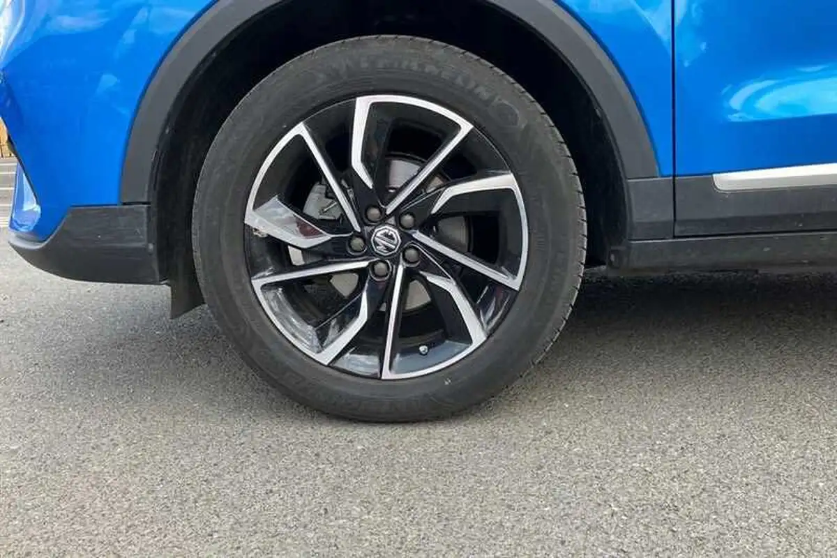 2022-mg-zs-suv-10t-gdi-exclusive-big-11