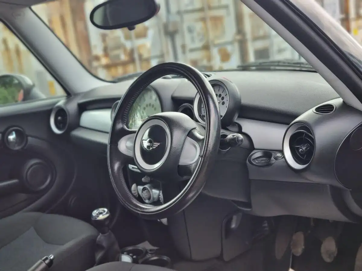 2007-mini-cooper-14-one-95bhp-big-13