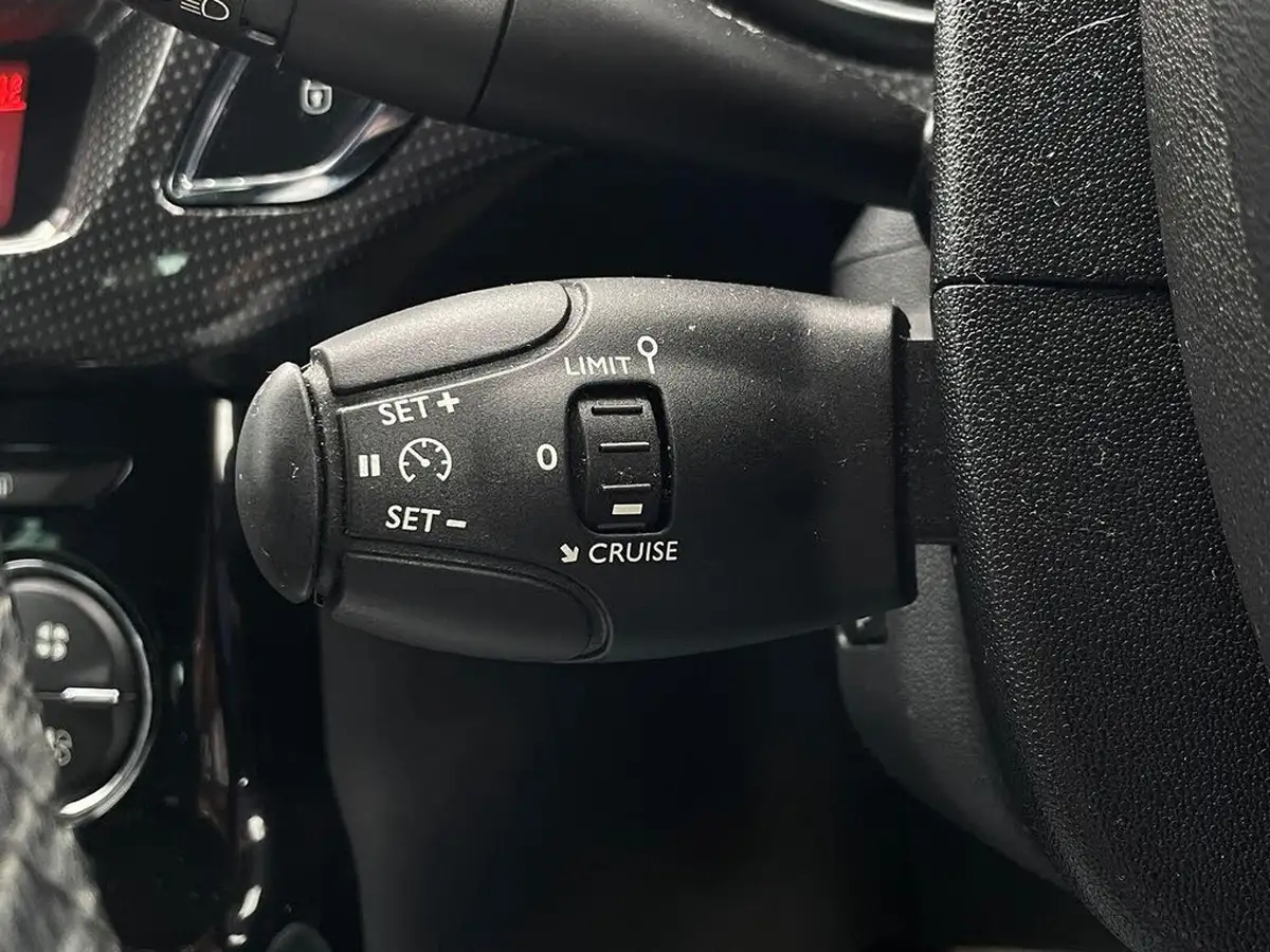 2012-citroen-ds3-16-dsport-plus-thp-155ps-big-36