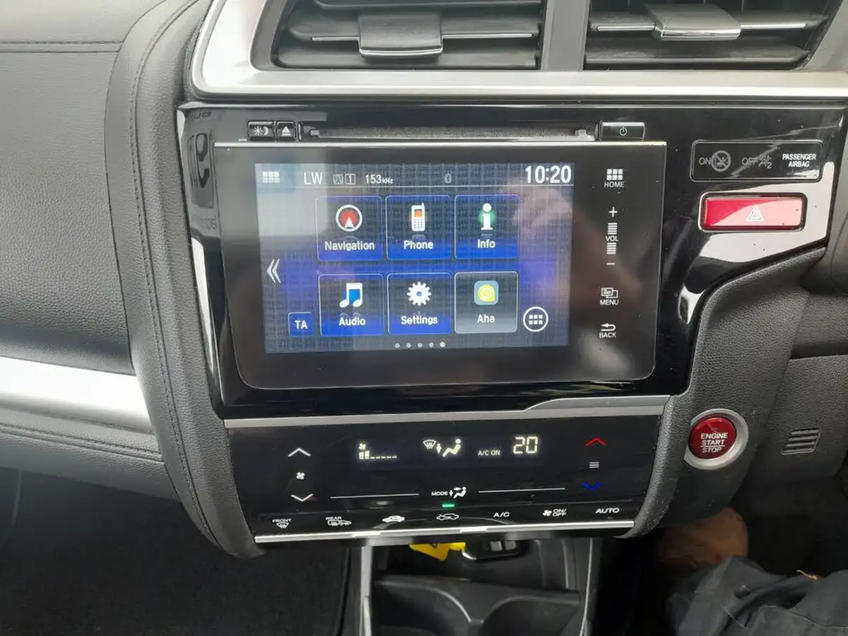 2018-honda-jazz-13-i-vtec-ex-navi-big-12