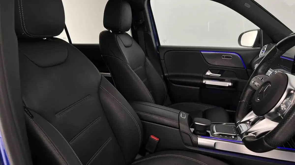 2020-mercedes-benz-glb-class-20-glb35-amg-premium-plus-big-32