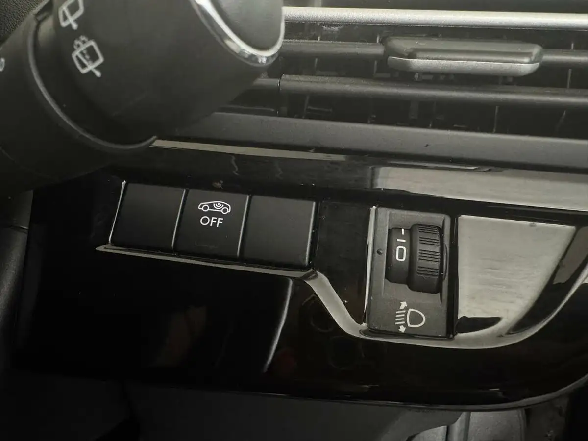 2019-citroen-grand-c4-spacetourer-12-puretech-flair-big-14