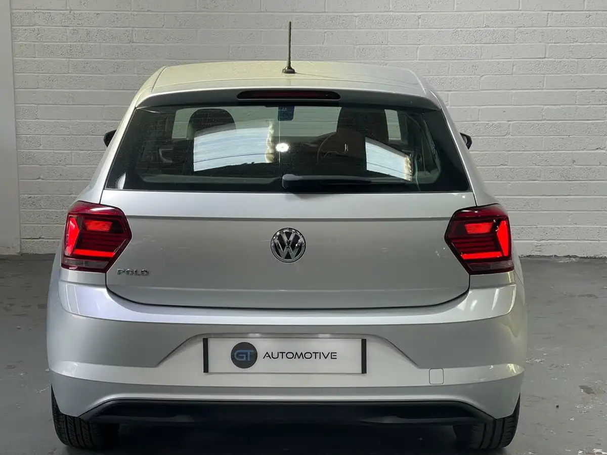 2019-volkswagen-polo-10-tsi-se-ss-big-6