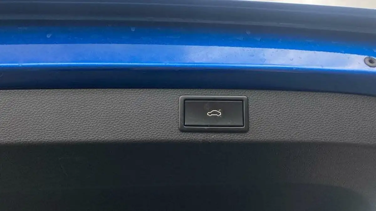 2021-skoda-karoq-15-tsi-edition-big-13