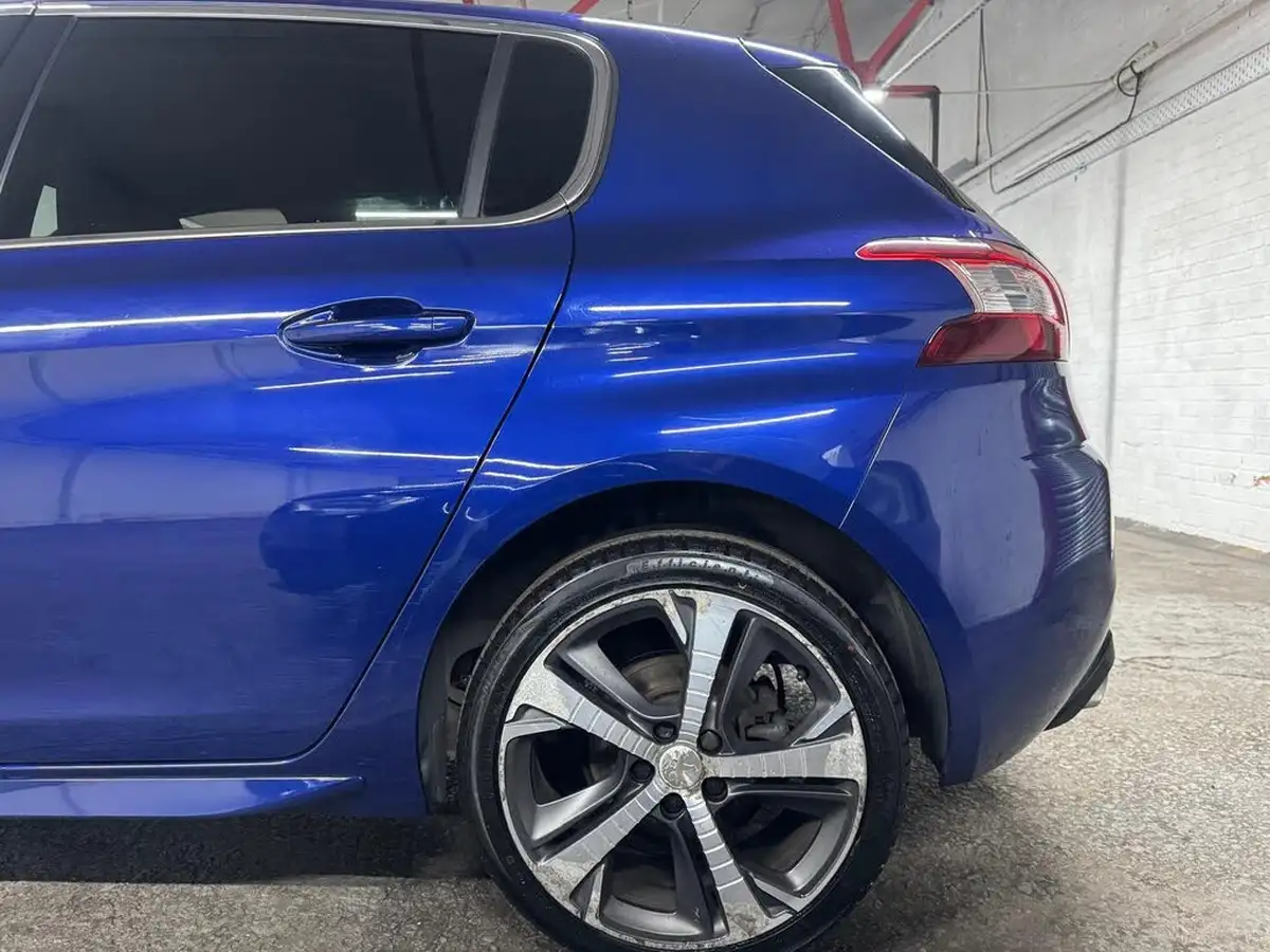 2016-peugeot-308-16-bluehdi-gt-line-big-15