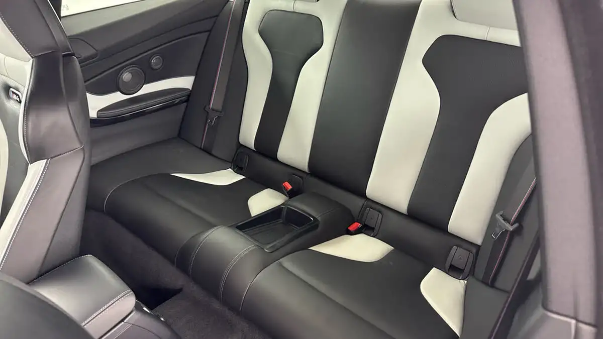 2020-bmw-4-series-30-m4-m-heritage-edition-big-13