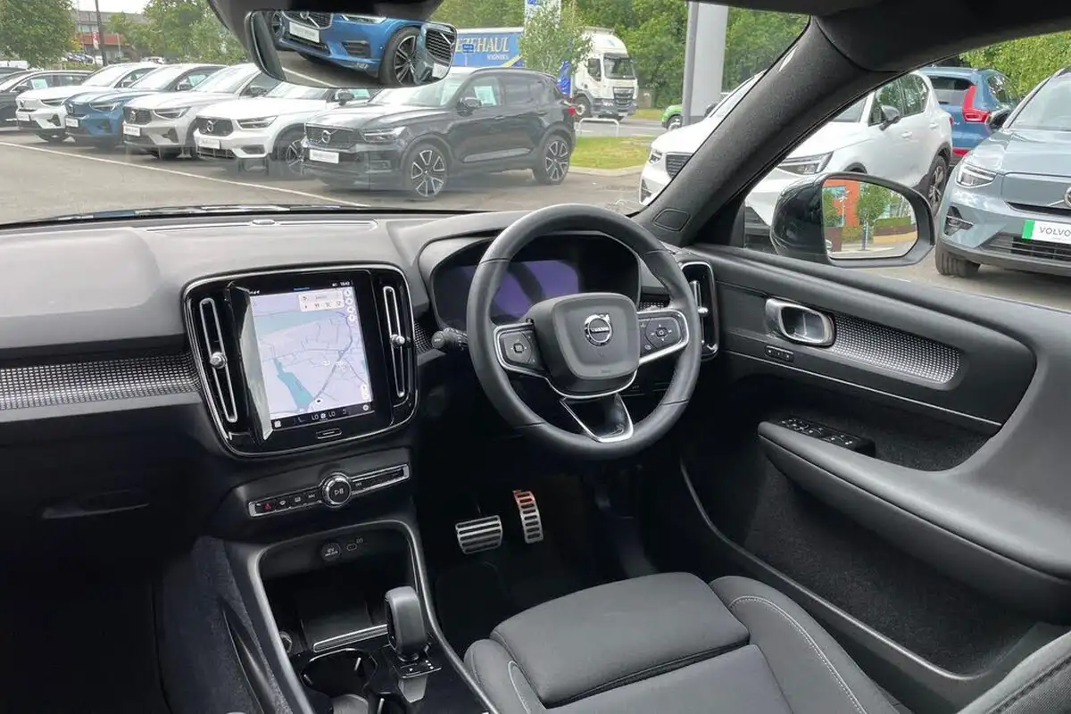 2022-volvo-xc40-e-recharge-plus-228bhp-big-31