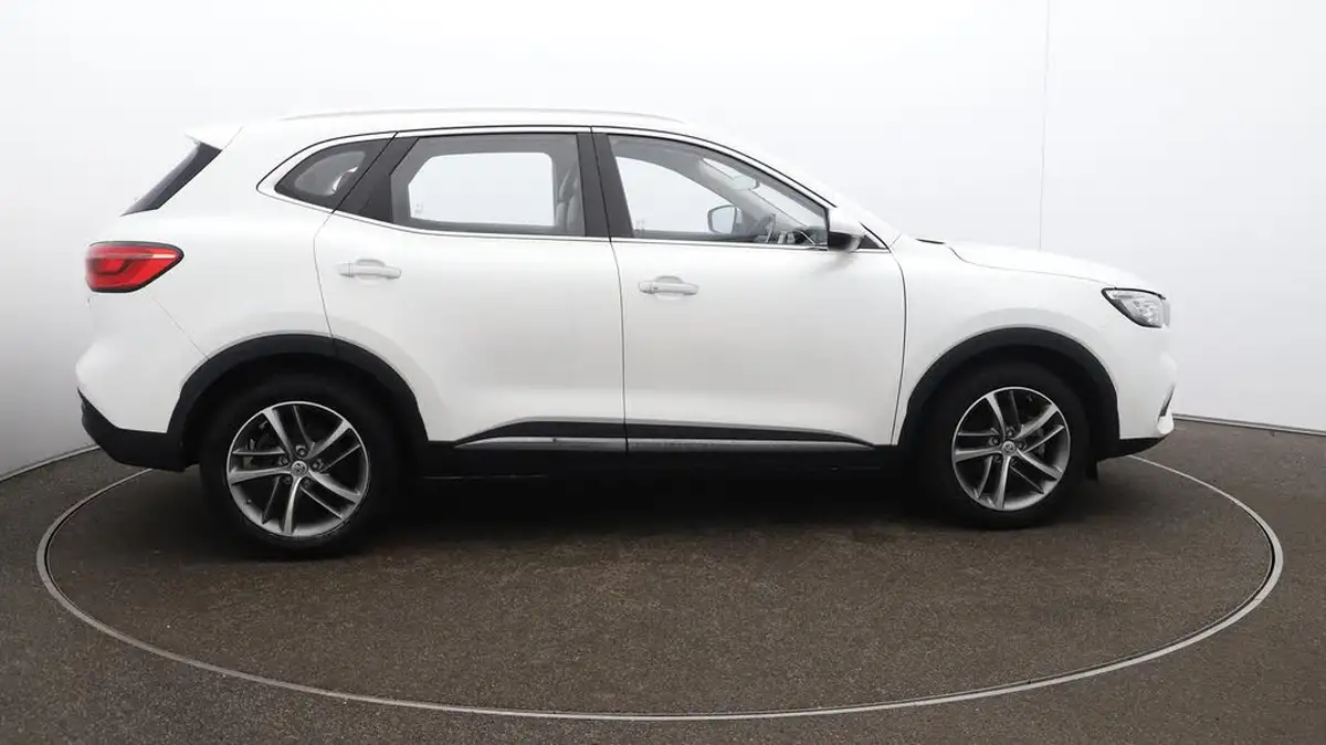 2023-mg-hs-15t-gdi-excite-162ps-dct-big-48