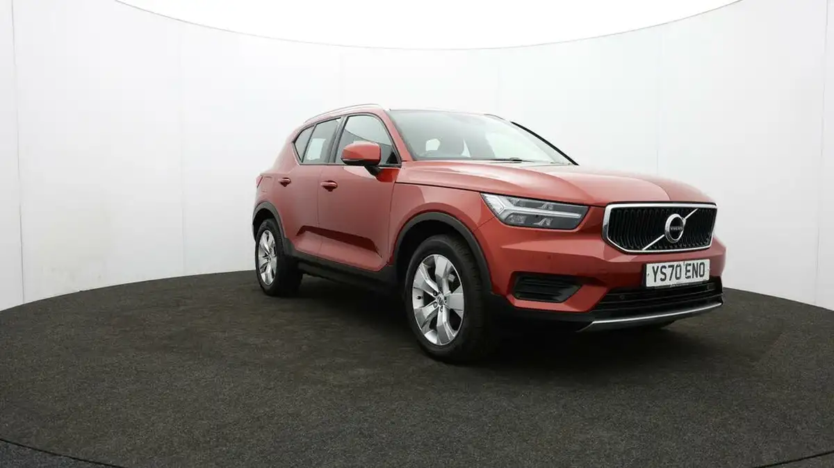2020-volvo-xc40-20td-d3-momentum-geartronic-big-48