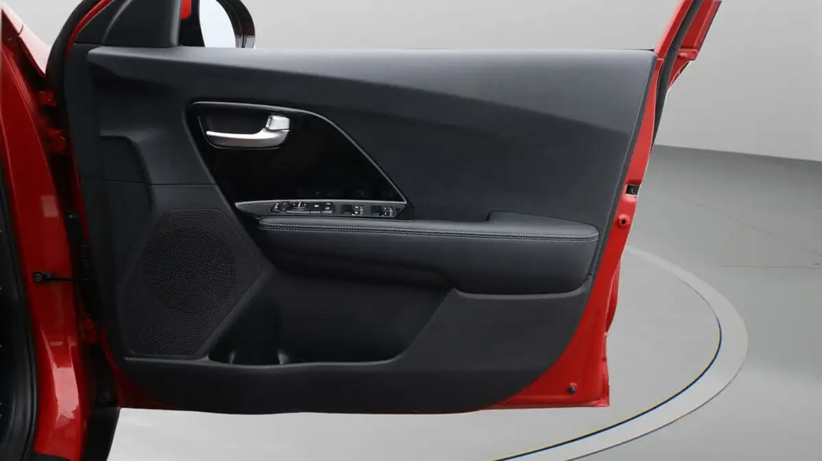 2022-kia-niro-16-gdi-3-156kwh-big-15