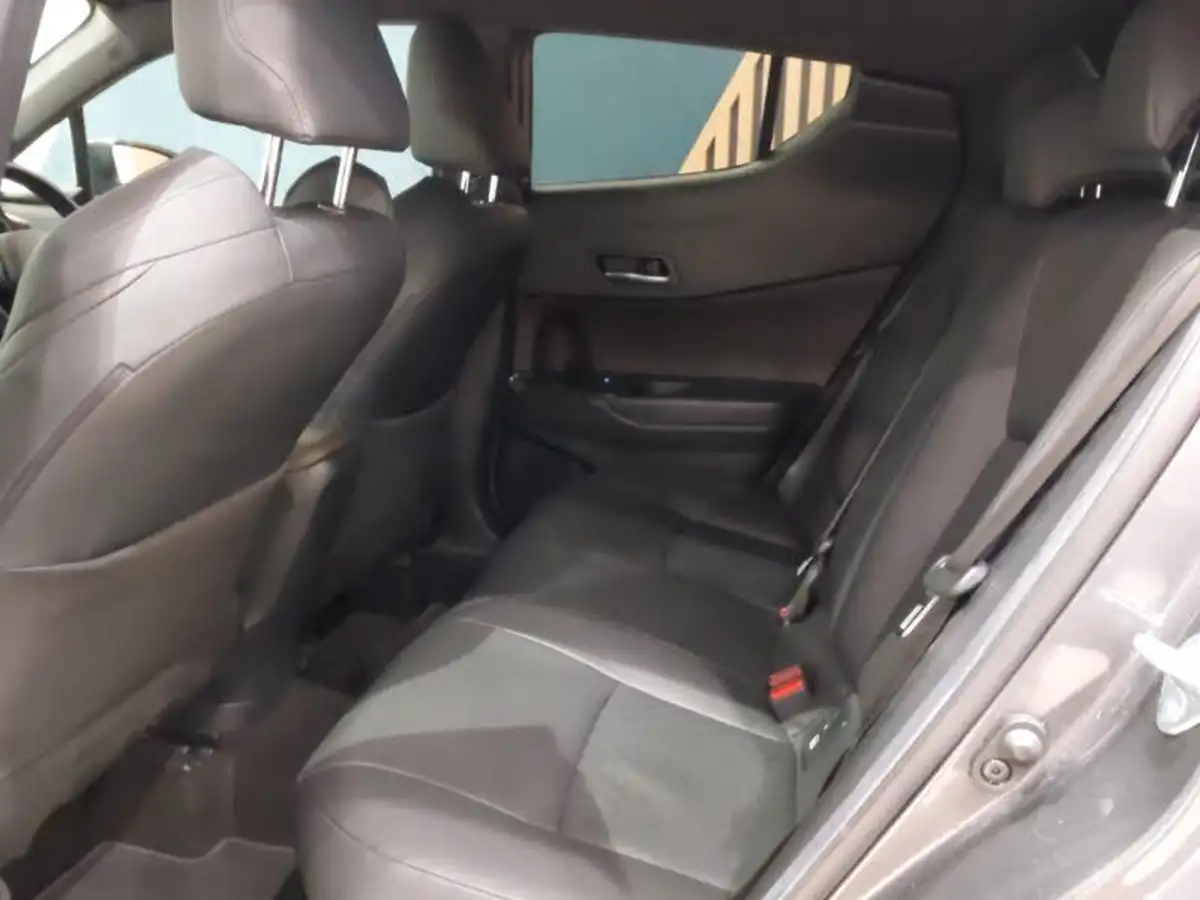 2018-toyota-c-hr-18-vvt-i-excel-big-5