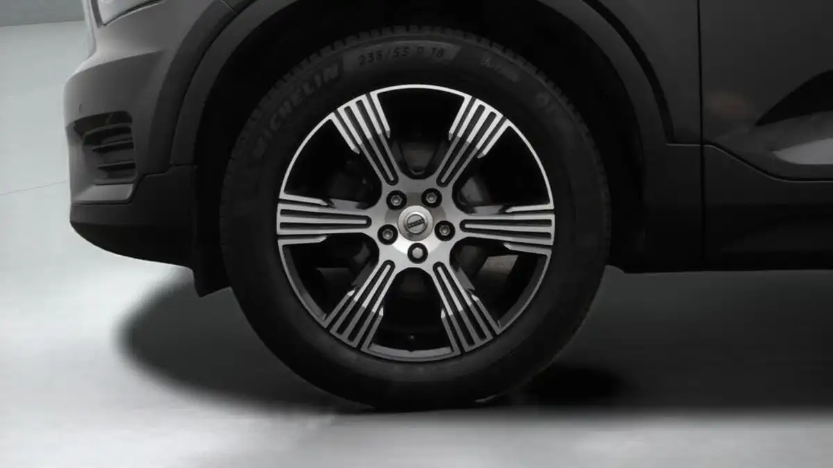2022-volvo-xc40-15-t3-inscription-big-18