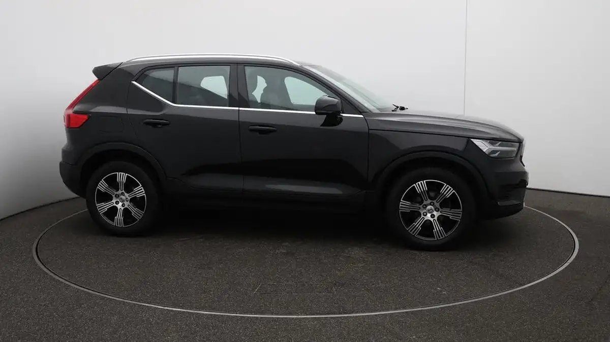 2022-volvo-xc40-15-t3-inscription-big-38