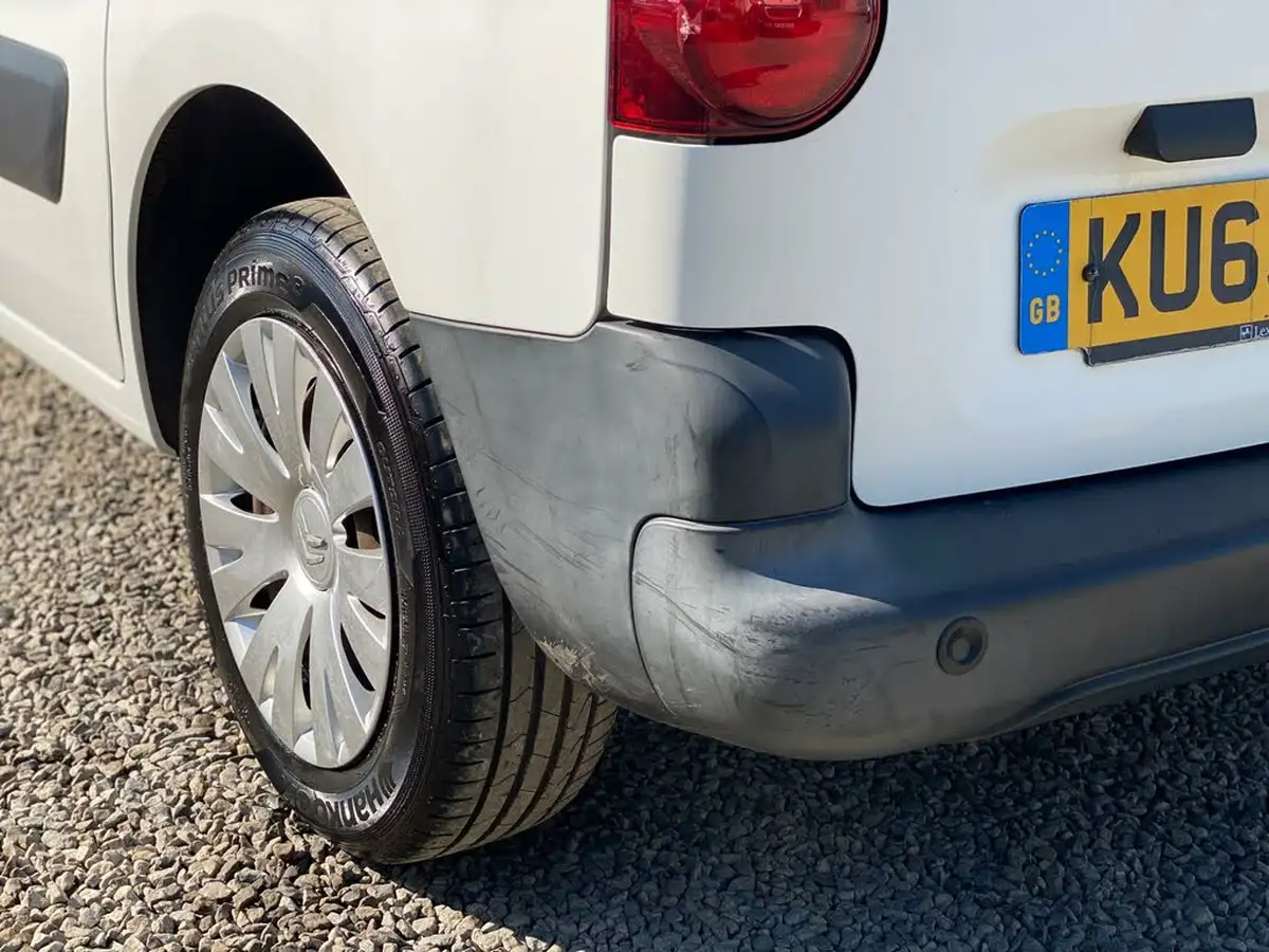 2013-citroen-berlingo-16td-l1-625-lx-airdream-airdream-panel-big-25