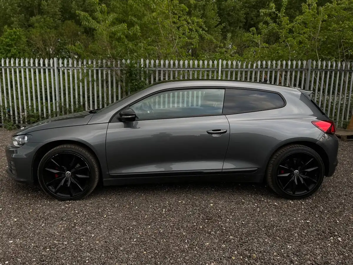 2016-volkswagen-scirocco-20tdi-gt-150ps-dsg-big-7