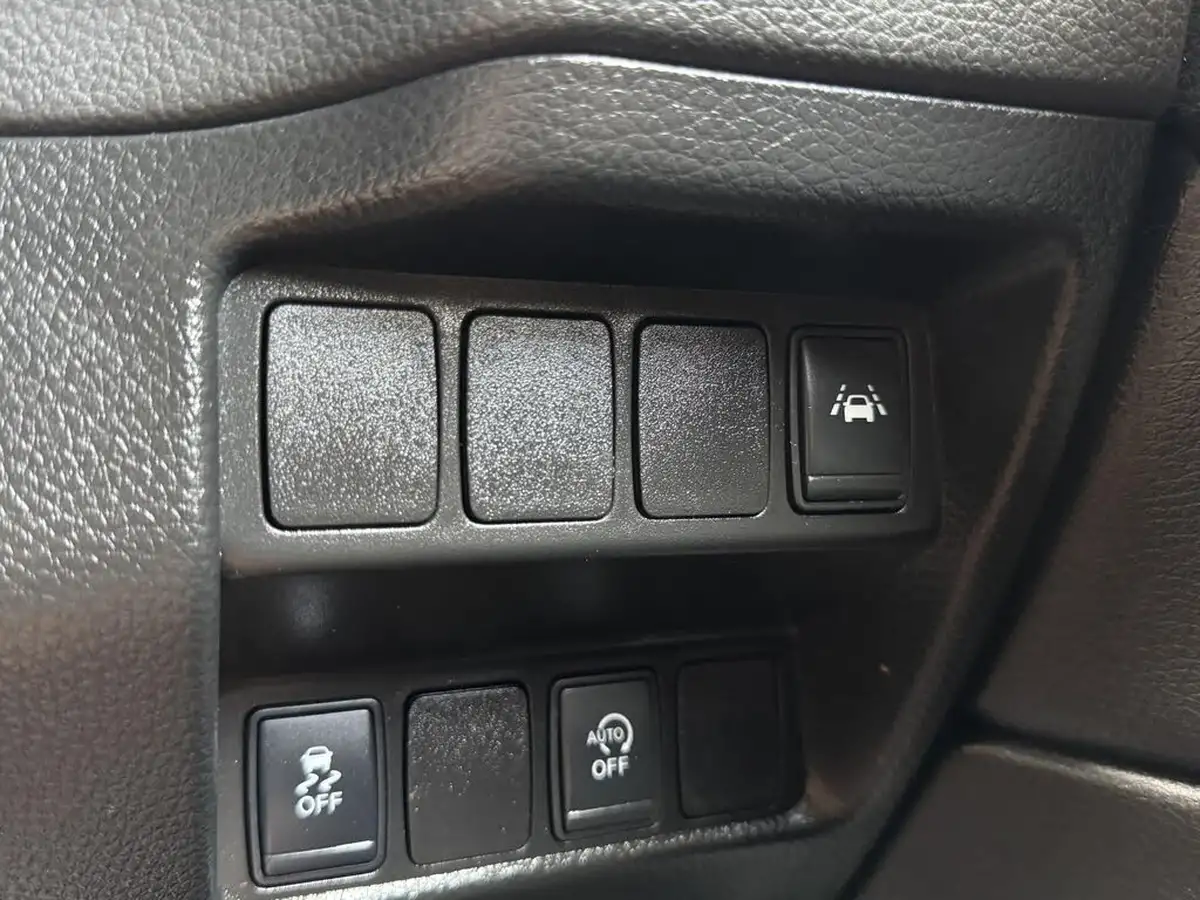 2017-nissan-qashqai-15dci-tekna-big-40
