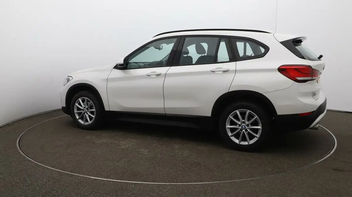2020-bmw-x1-15-sdrive18i-se-big-38