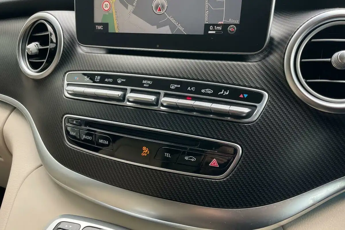 2018-mercedes-benz-v-class-21d-v250d-extra-long-amg-line-big-43