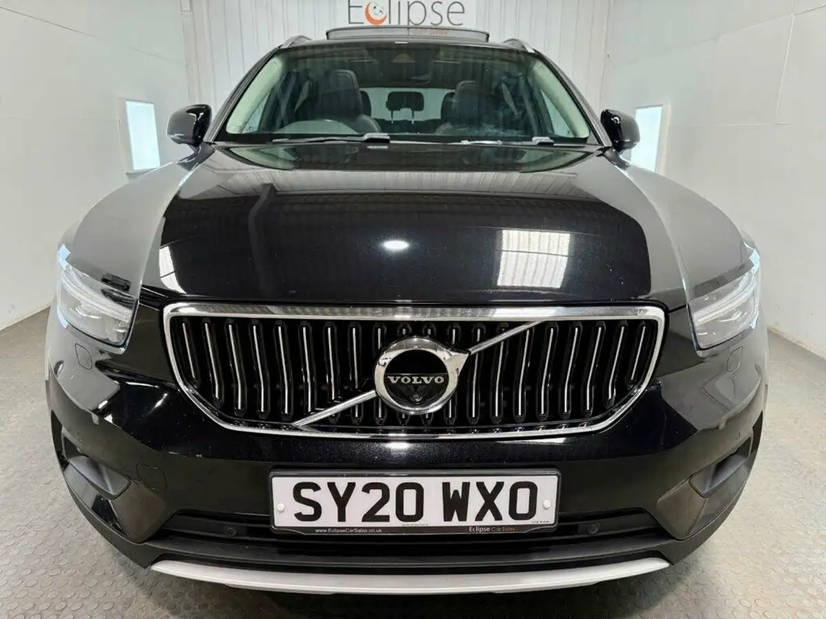 2020-volvo-xc40-20td-d4-inscription-big-1