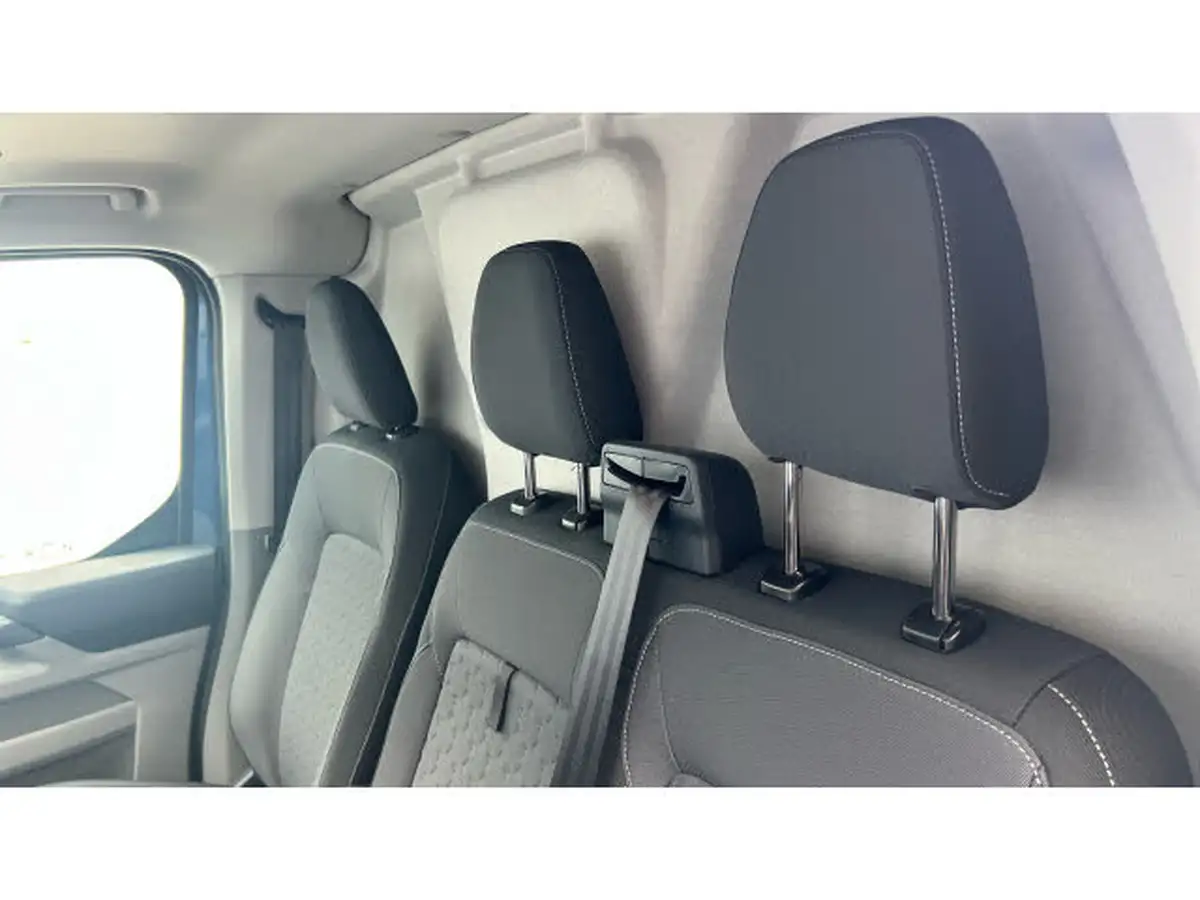 2024-ford-transit-custom-20tdci-280-l1h1-limited-136pseu6e-panel-van-1996cc-auto-big-14