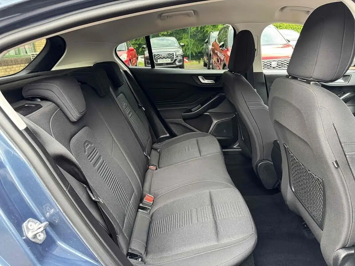 2020-ford-focus-15-active-hatchback-auto-big-15