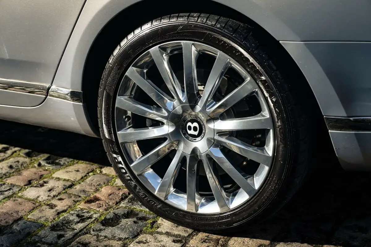 2019-bentley-mulsanne-675-extended-wheelbase-big-29