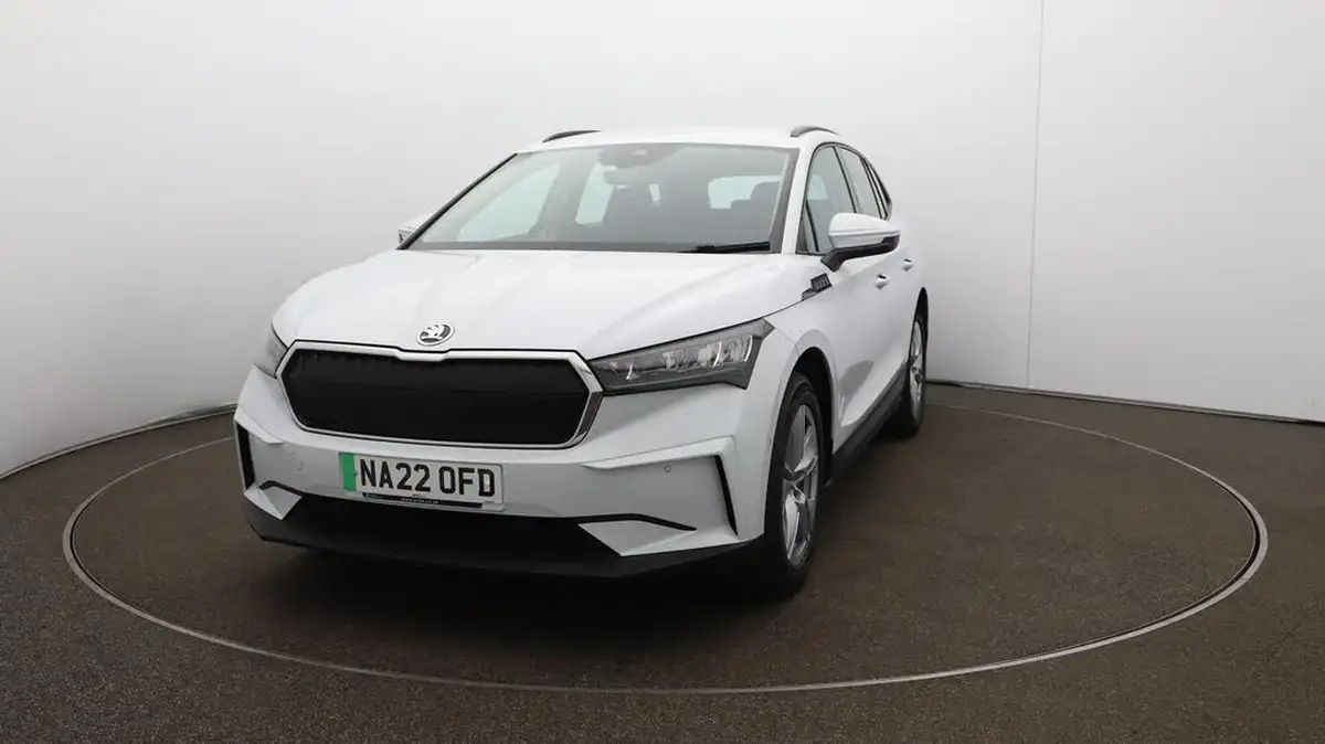 2022-skoda-enyaq-e-60-big-37