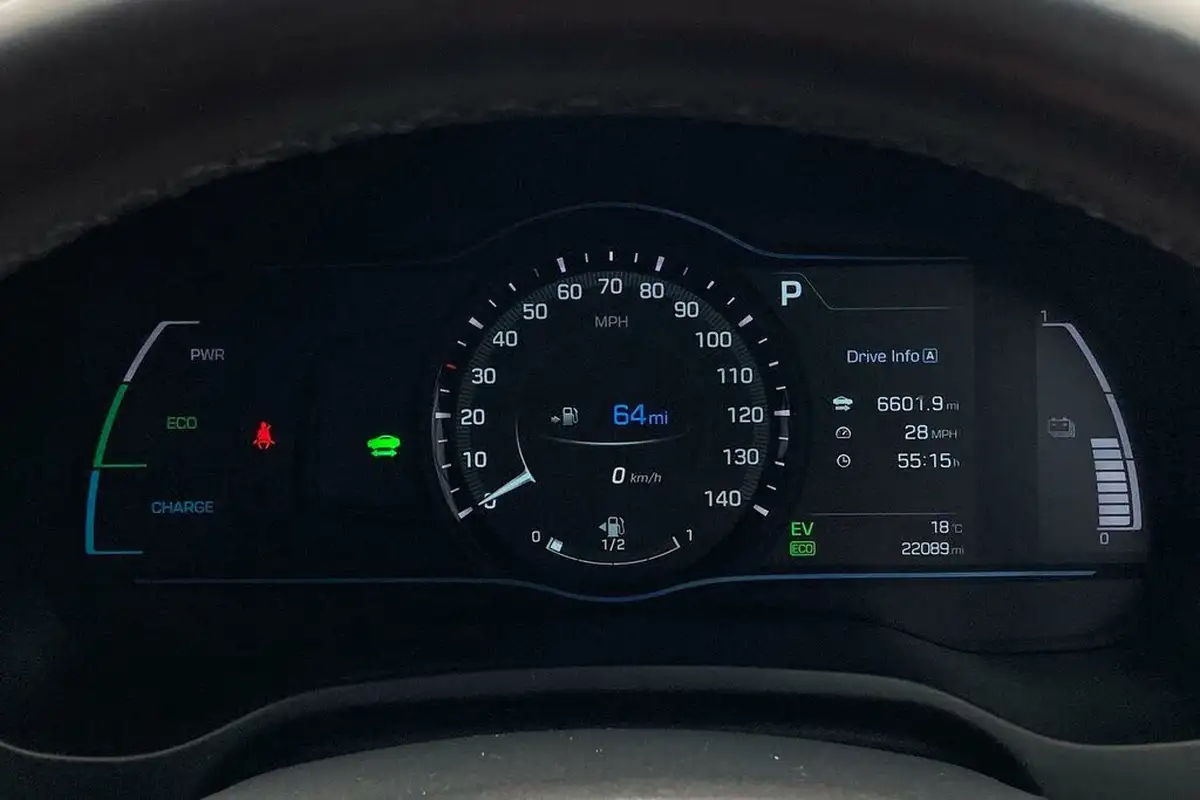 2019-hyundai-ioniq-16-gdi-premium-hybrid-big-14