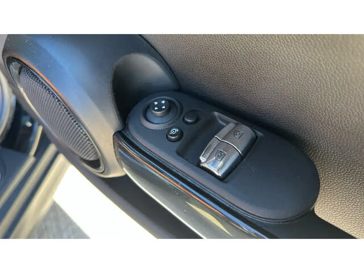 2024-mini-cooper-15-cooper-exclusive-premium-auto-hatchback-3d-auto-big-32