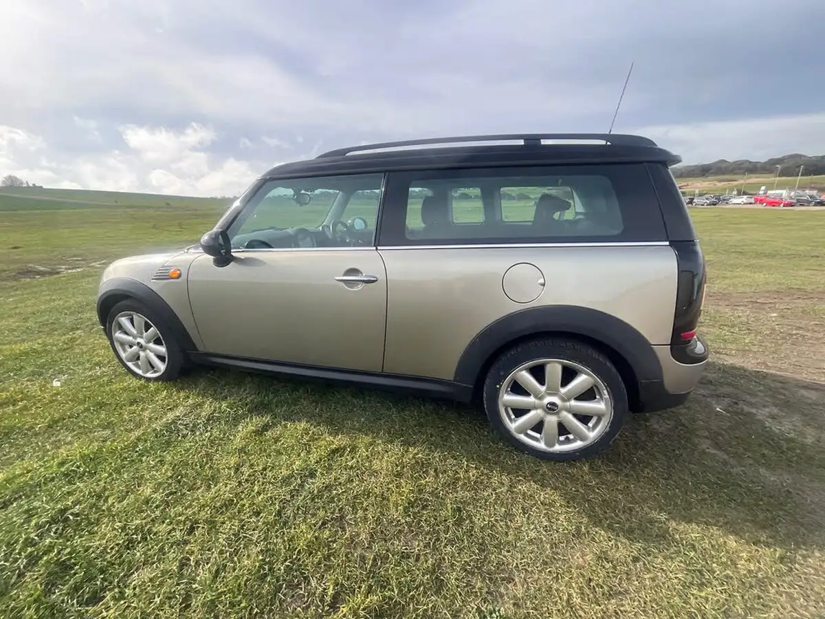 2010-mini-clubman-16-cooper-122bhp-big-8