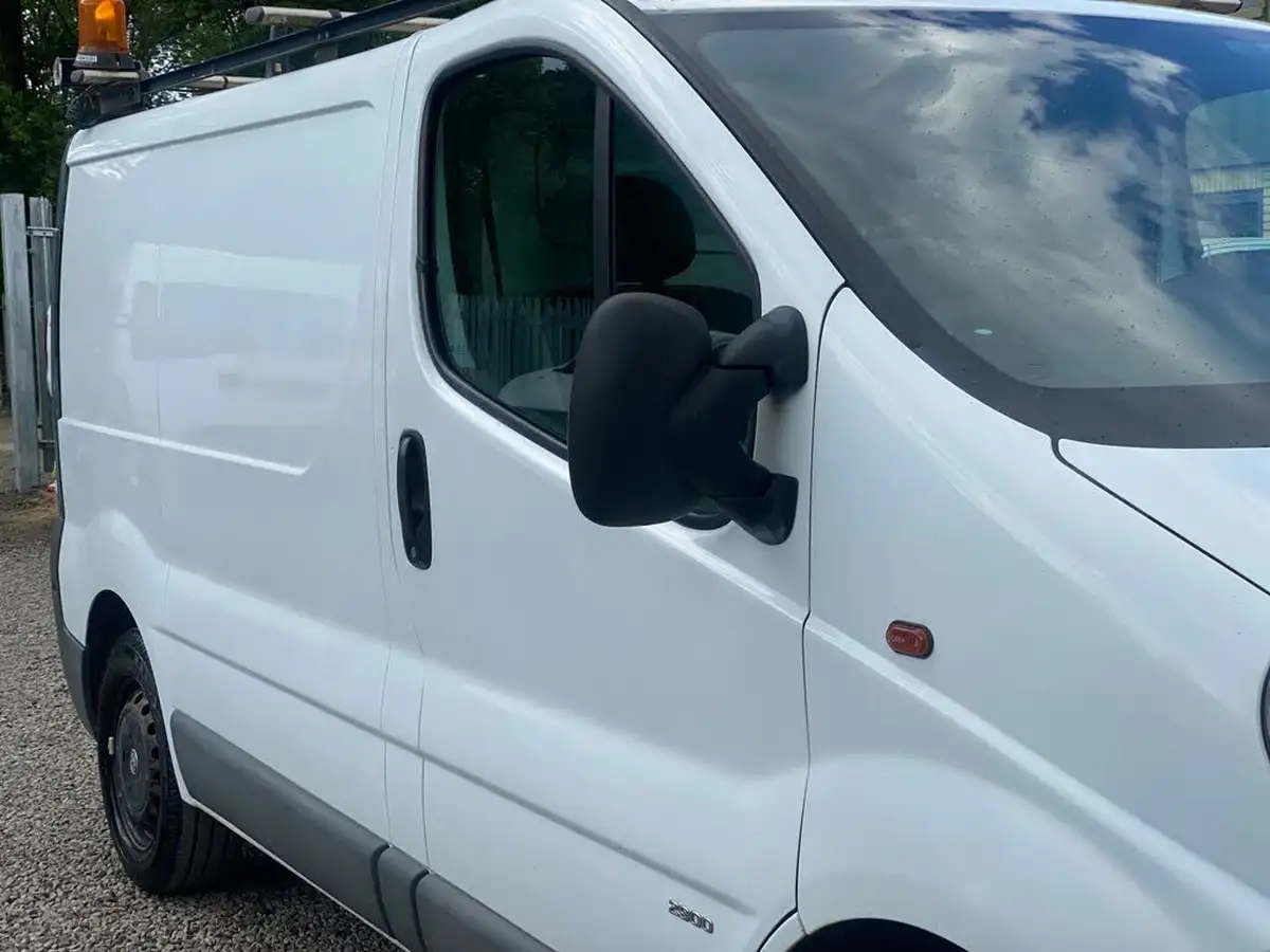 2014-vauxhall-vivaro-20td-2900-swb-115ps-panel-van-big-24