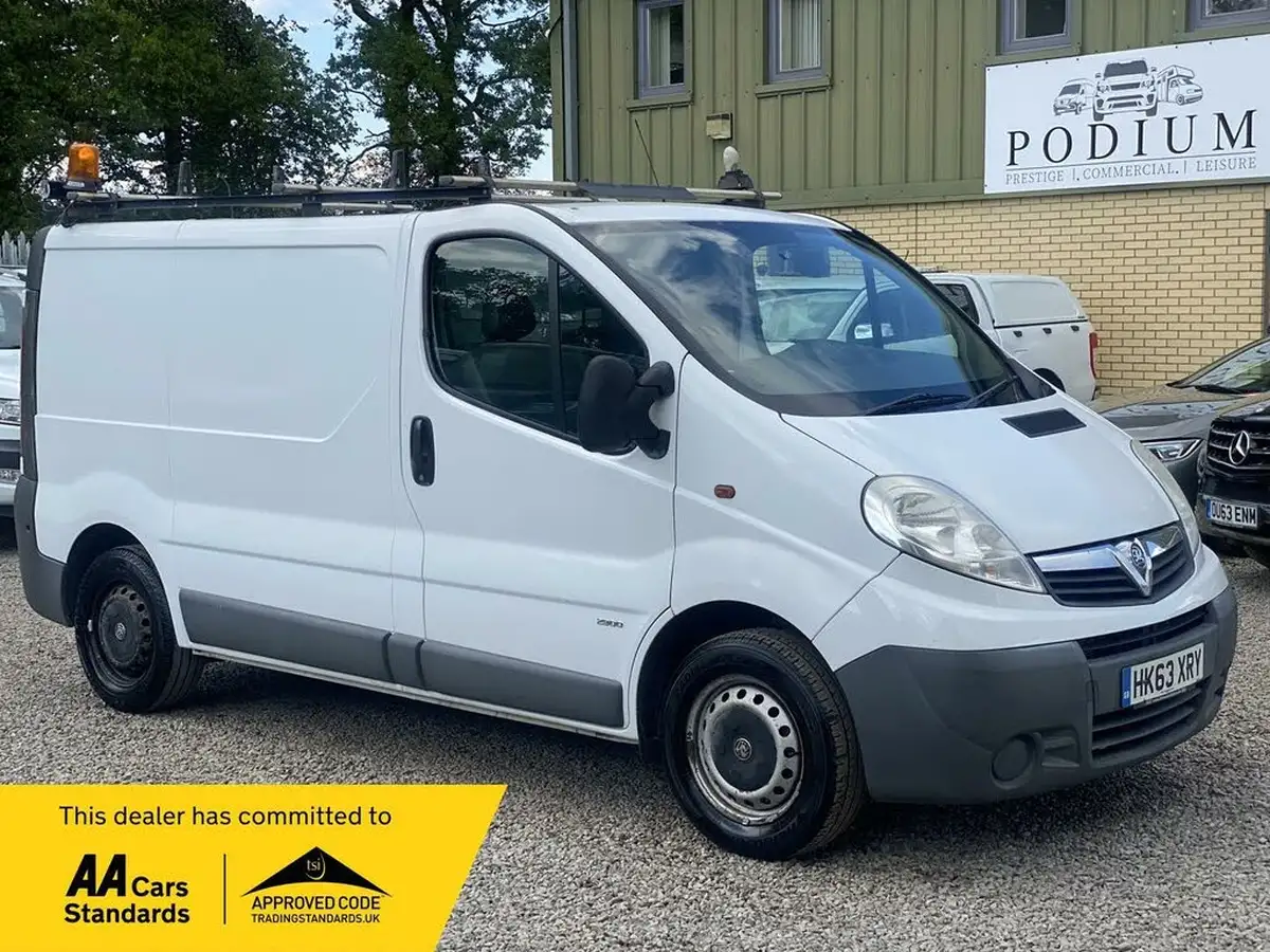 2014-vauxhall-vivaro-20td-2900-swb-115ps-panel-van-big-0